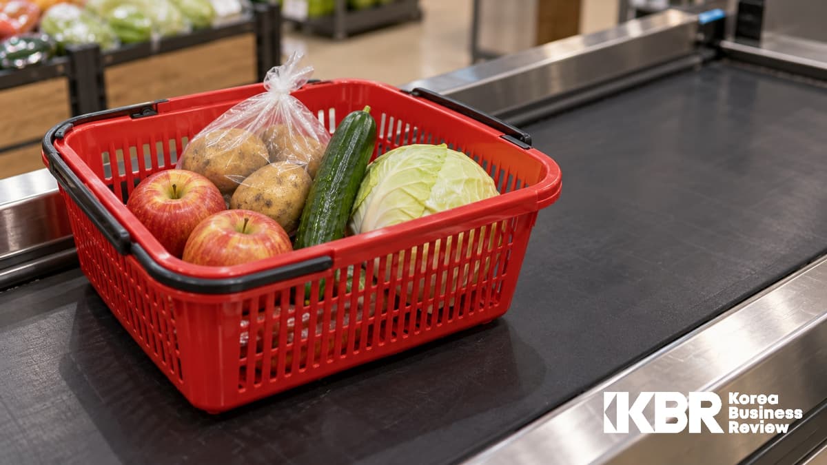 Consumer Sentiment at 105.4 But Down in a Month: Why We Must Look at Wallets Separately